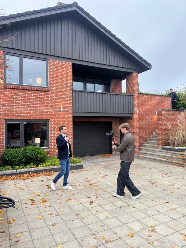 Bag kameraet hos ClicknContent