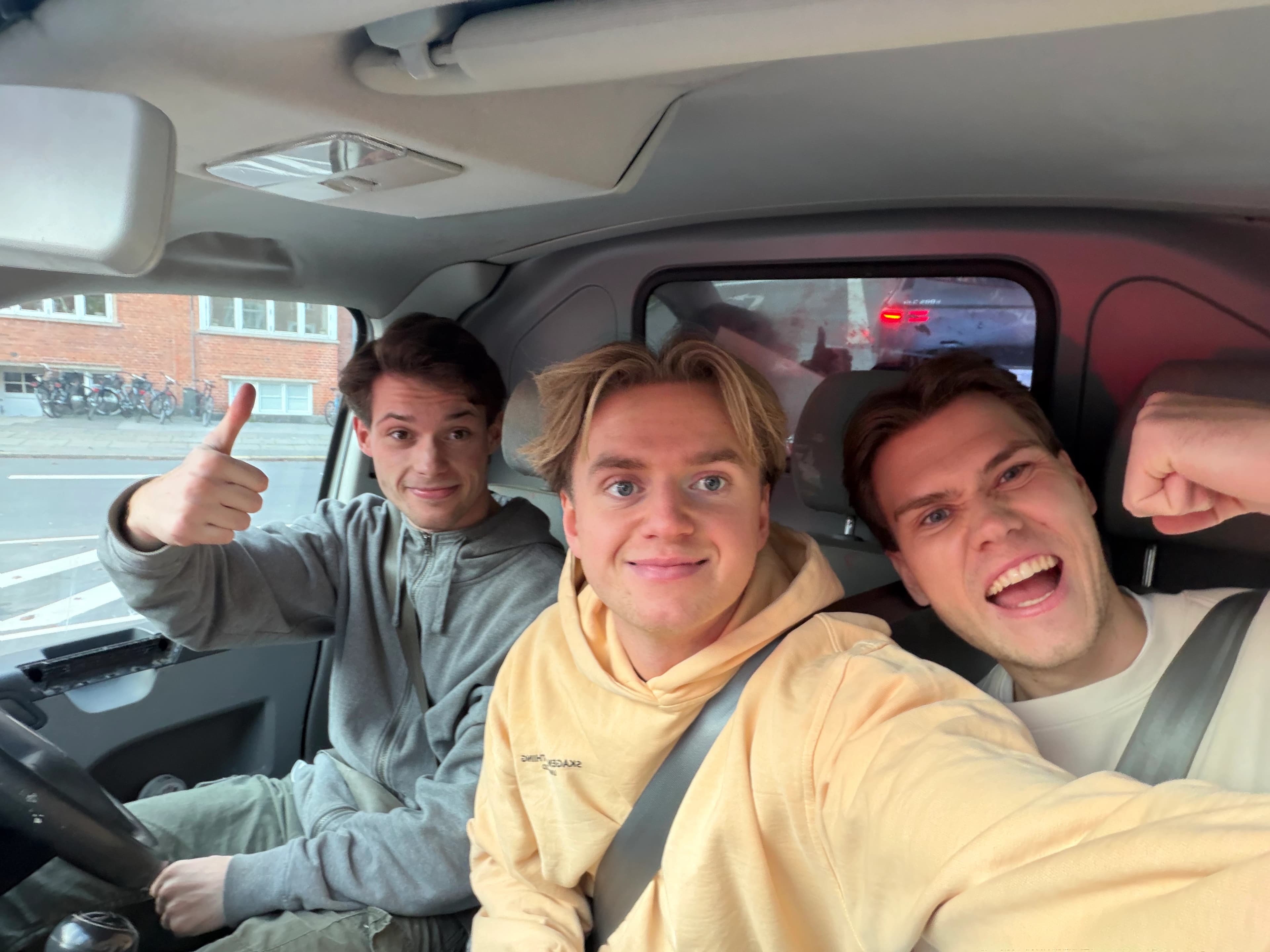 Bag kameraet hos ClicknContent