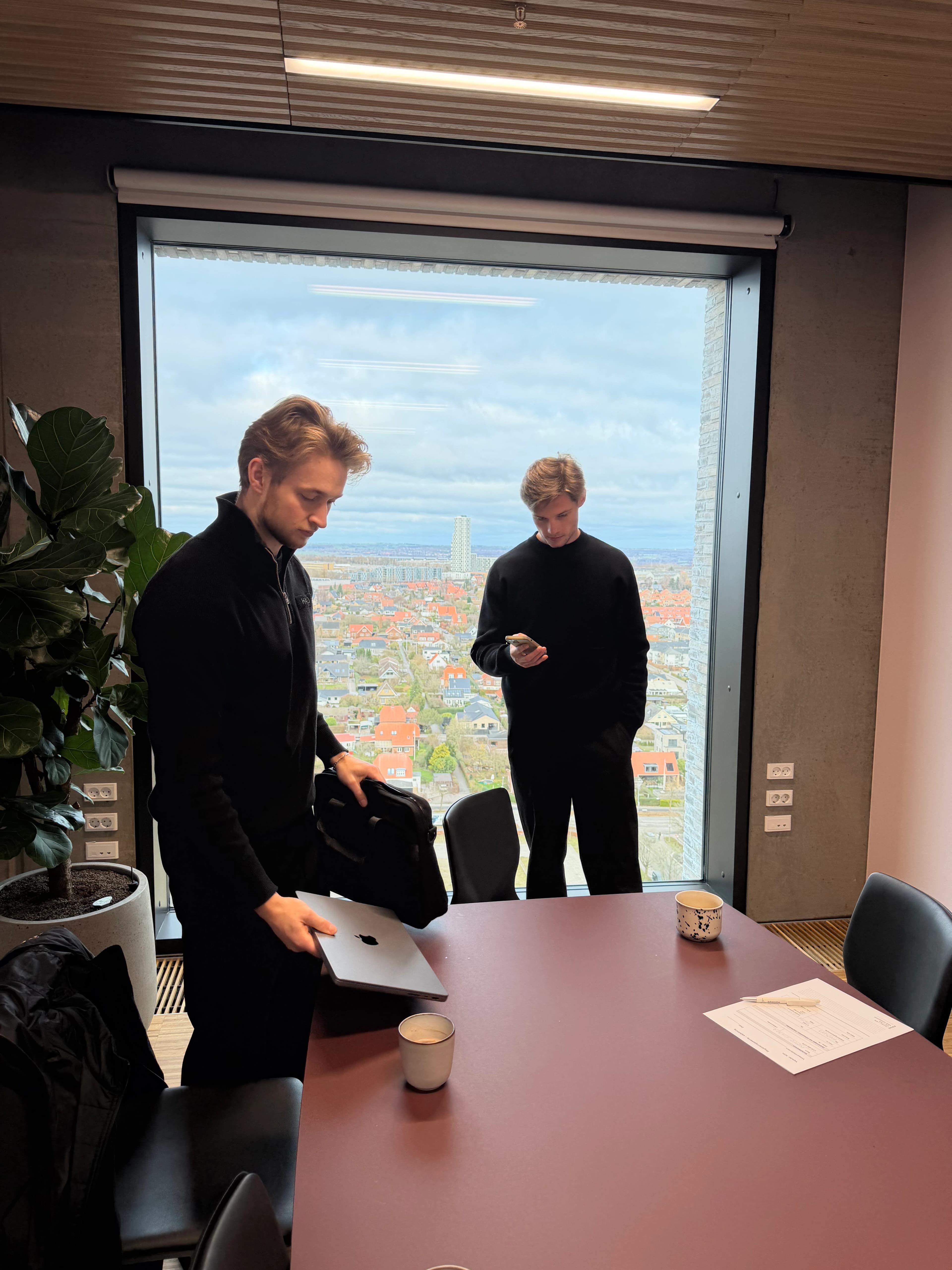Bag kameraet hos ClicknContent