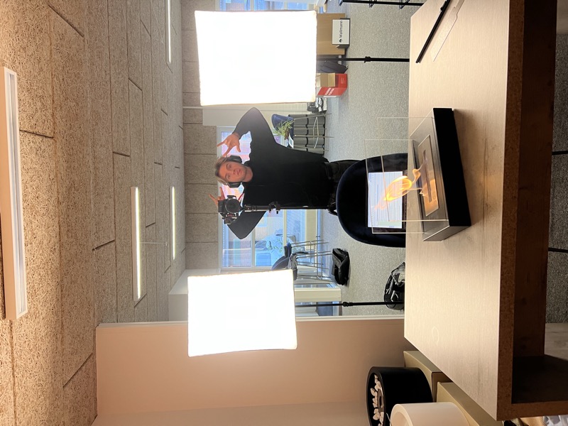 Bag kameraet — ClicknContent