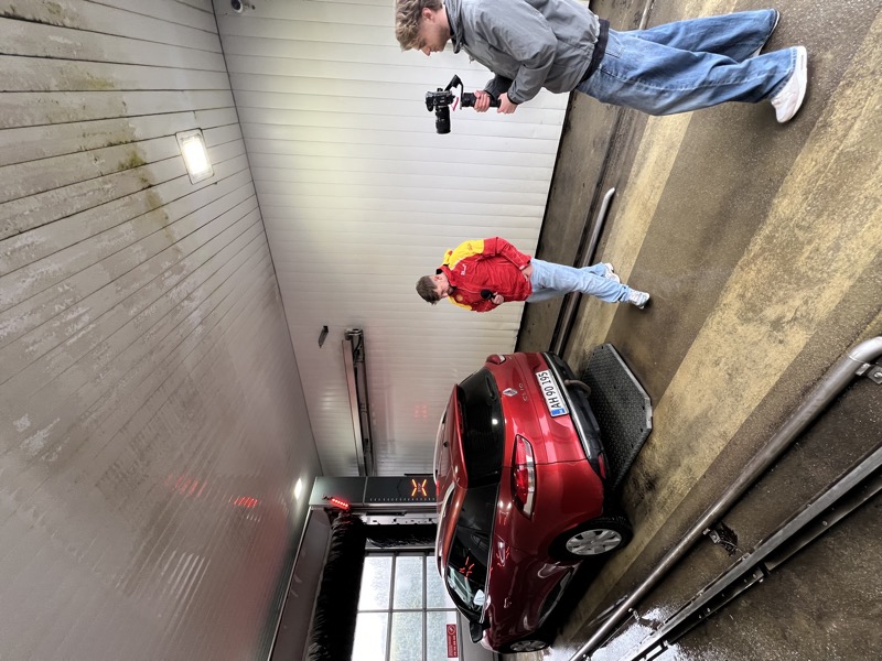 Bag kameraet — ClicknContent